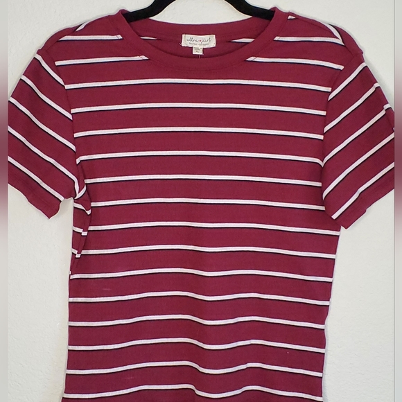 Ultra Flirt Tops - Ultra Flirt short sleeved top